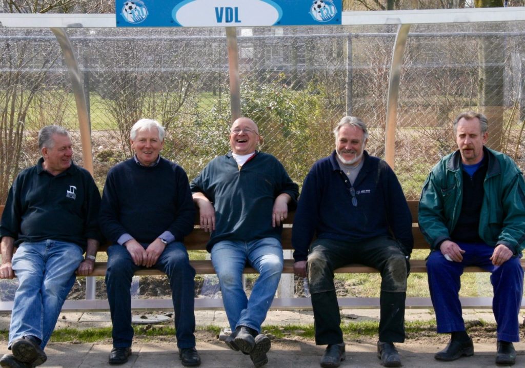 EVEN AAN TAFEL MET… SIET VAN ALTENA, EEN PRACHTIGE VRIJWILLIGER DIE TROTS IS OP ZIJN CLUB