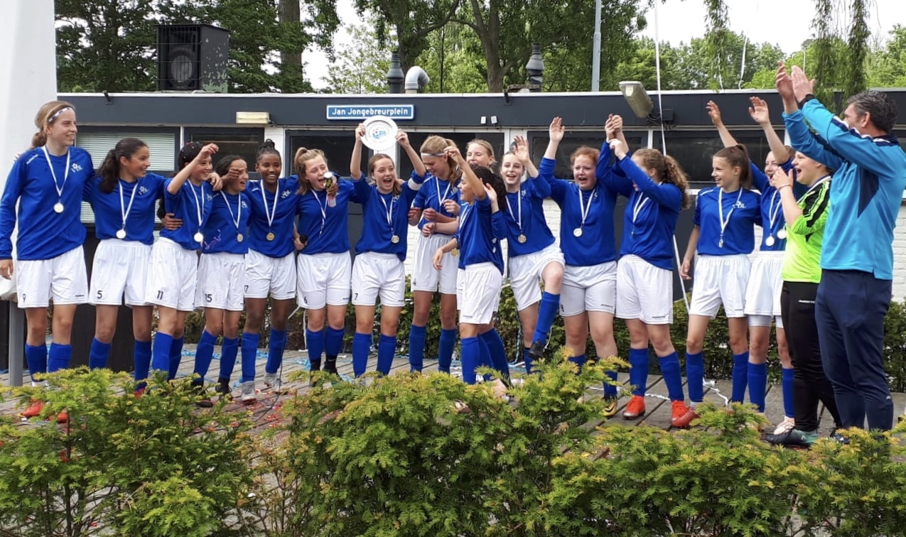 STERRENTEAM VDL MEIDEN ONDER 15 KAMPIOEN HOOFDKLASSE